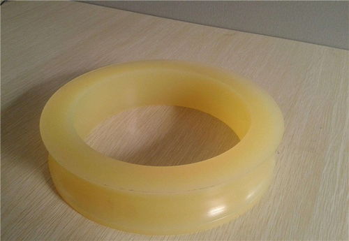 通涵机械 以诚信为基石，专注塑料制品制造的卓越厂家